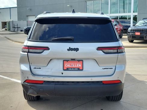 Certified 2024 Jeep Grand Cherokee L Limited w/ Black Appearance Package AWD/4WD image 13