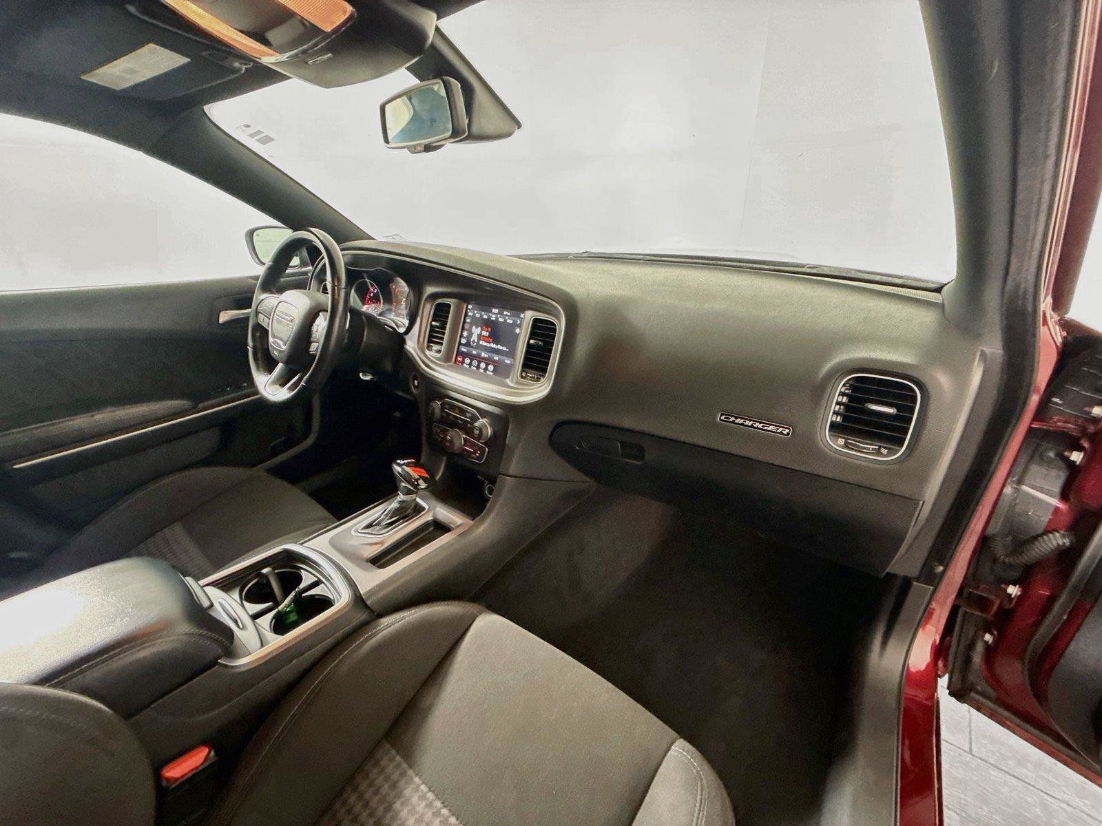 Used 2022 Dodge Charger R/T RWD image 15