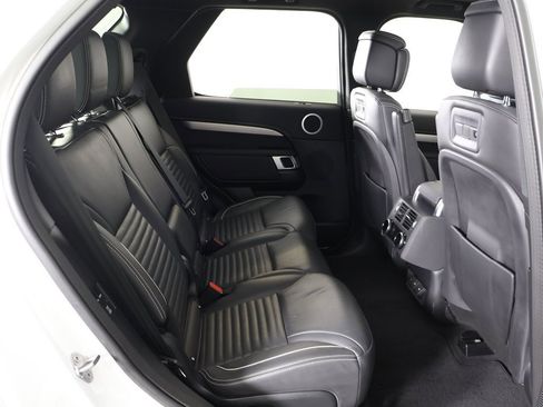 Used 2023 Land Rover Discovery S R-Dynamic image 42