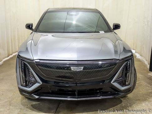 New 2026 Cadillac Lyriq Signature Sport image 3