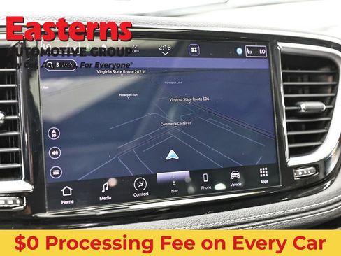 Used 2023 Chrysler Pacifica Limited FWD image 22