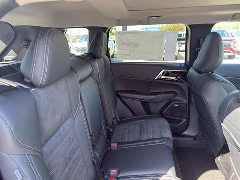 New 2025 Mitsubishi Outlander Trail Edition image 9