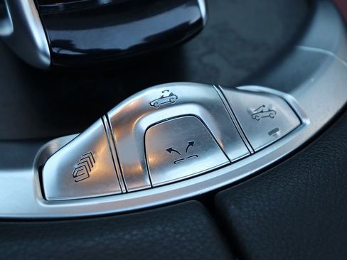 Used 2018 Mercedes-Benz C 300 Cabriolet image 31