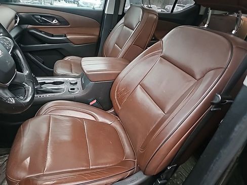 Used 2018 Chevrolet Traverse High Country image 11