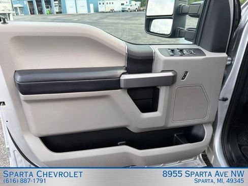 Used 2019 Ford F250 XLT AWD/4WD image 12