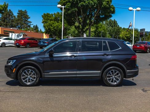Used 2020 Volkswagen Tiguan SE AWD/4WD image 10