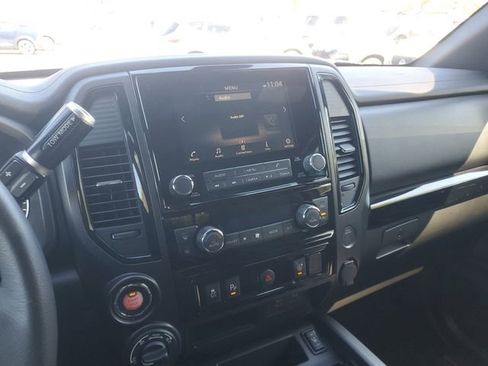 Certified 2024 Nissan Titan SV w/ SV Bronze Edition Package image 21