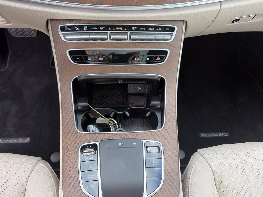 Used 2023 Mercedes-Benz E 350 4MATIC Sedan image 18