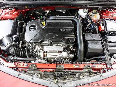 Used 2024 Chevrolet Malibu RS w/ LPO, Floor Liner Package FWD image 24