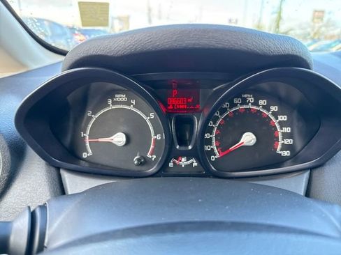 Used 2013 Ford Fiesta S image 21