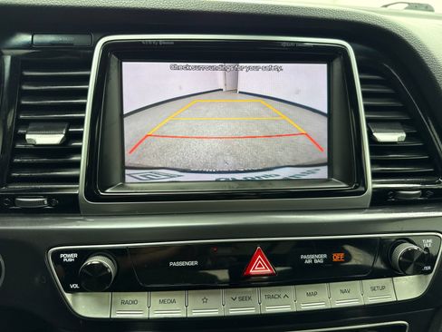 Used 2019 Hyundai Sonata Limited FWD image 27
