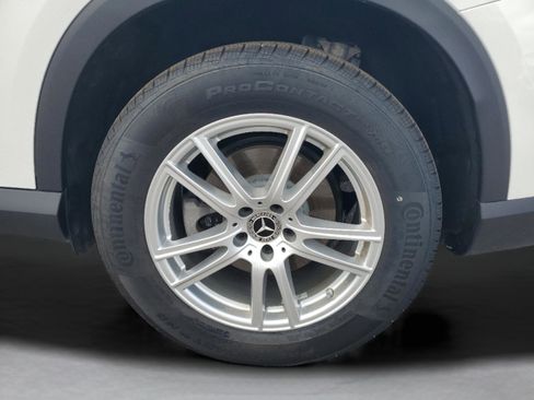 Certified 2025 Mercedes-Benz GLC 300 image 6