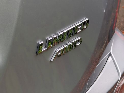 Used 2016 Toyota RAV4 Limited AWD/4WD image 7
