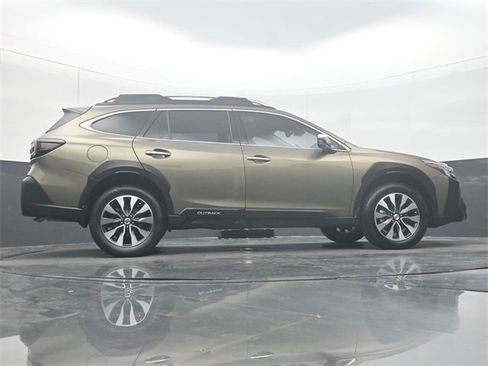 Used 2023 Subaru Outback Touring XT image 34
