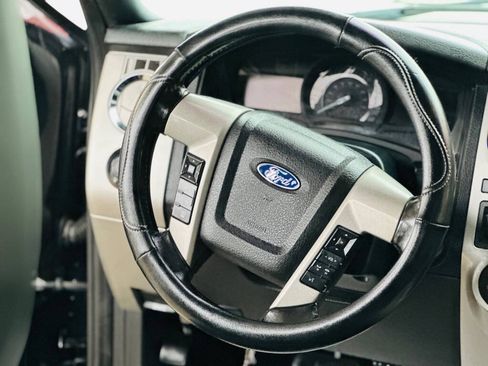 Used 2017 Ford Expedition Limited AWD/4WD image 11