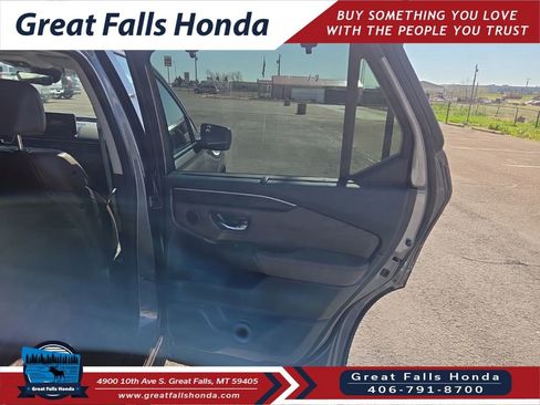 New 2026 Honda Pilot Touring image 17