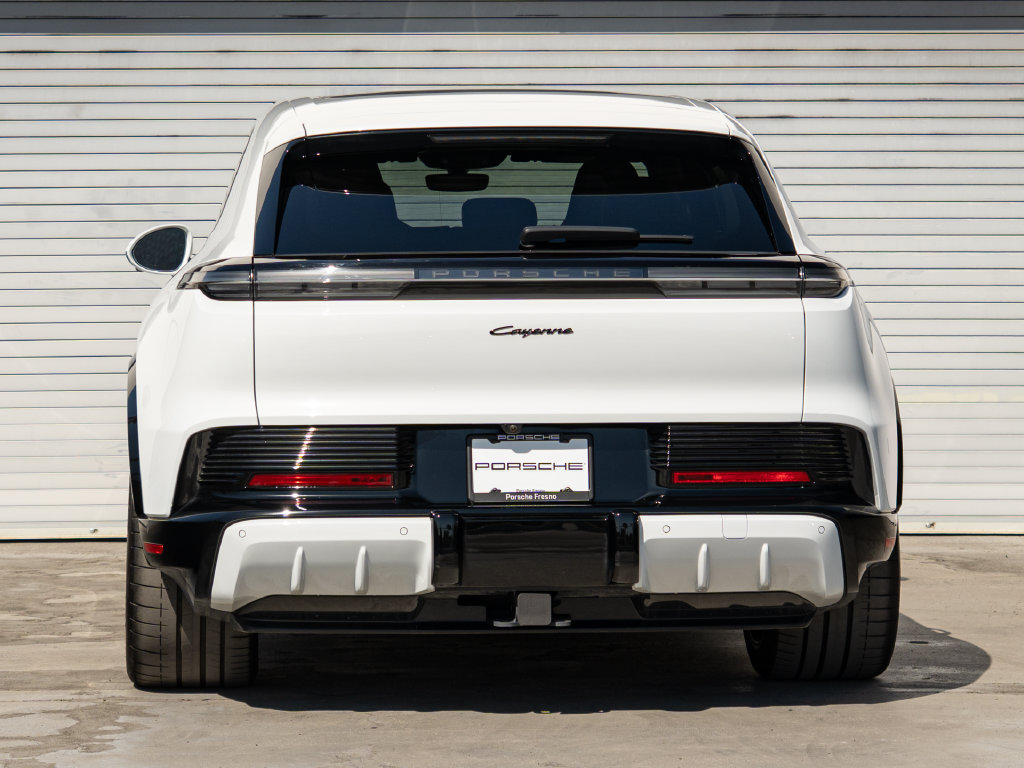 Certified 2026 Porsche Cayenne Electric AWD/4WD image 30