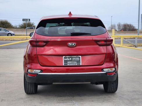 Certified 2022 Kia Sportage LX w/ LX FWD Value Edition Package image 6