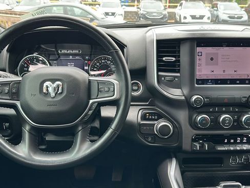 Used 2022 RAM 1500 Big Horn image 10