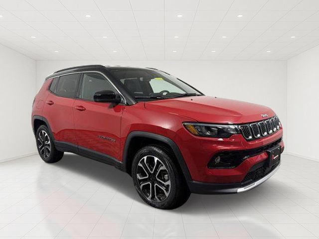Certified 2024 Jeep Compass Limited AWD/4WD image 1