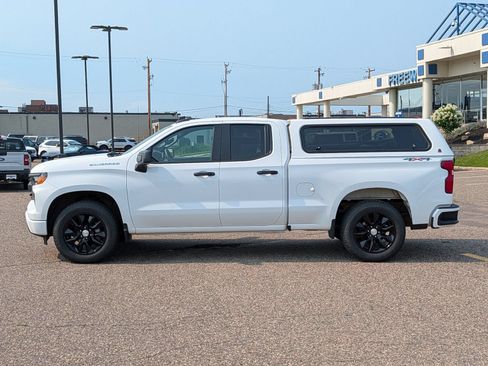 Used 2024 Chevrolet Silverado 1500 Custom AWD/4WD image 2