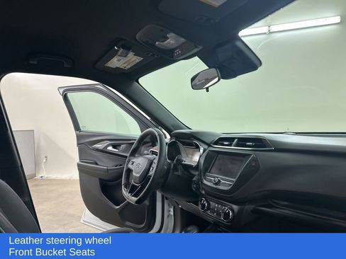 Used 2023 Chevrolet TrailBlazer RS image 18