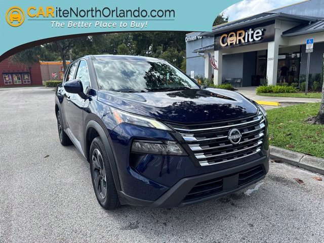 Used 2025 Nissan Rogue SV AWD/4WD image 1