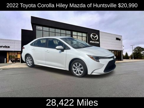 Used 2022 Toyota Corolla LE FWD image 1