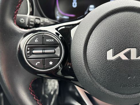 Used 2023 Kia Soul GT-Line w/ GT-Line Technology Package image 28