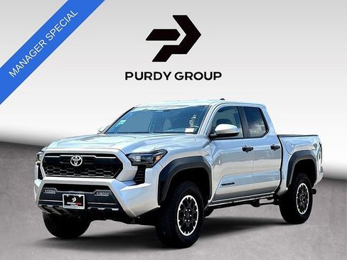 Used 2024 Toyota Tacoma TRD Off-Road AWD/4WD image 4