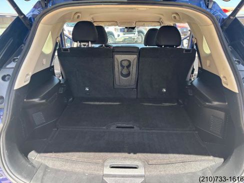 Used 2020 Nissan Rogue SV FWD image 26