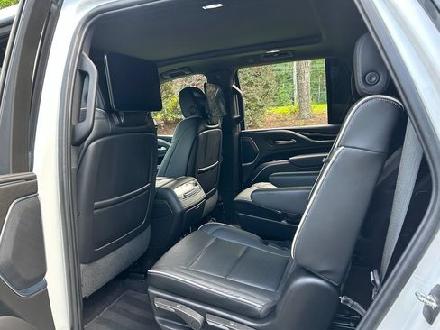Used 2024 Cadillac Escalade Sport w/ Touring Package AWD/4WD image 44