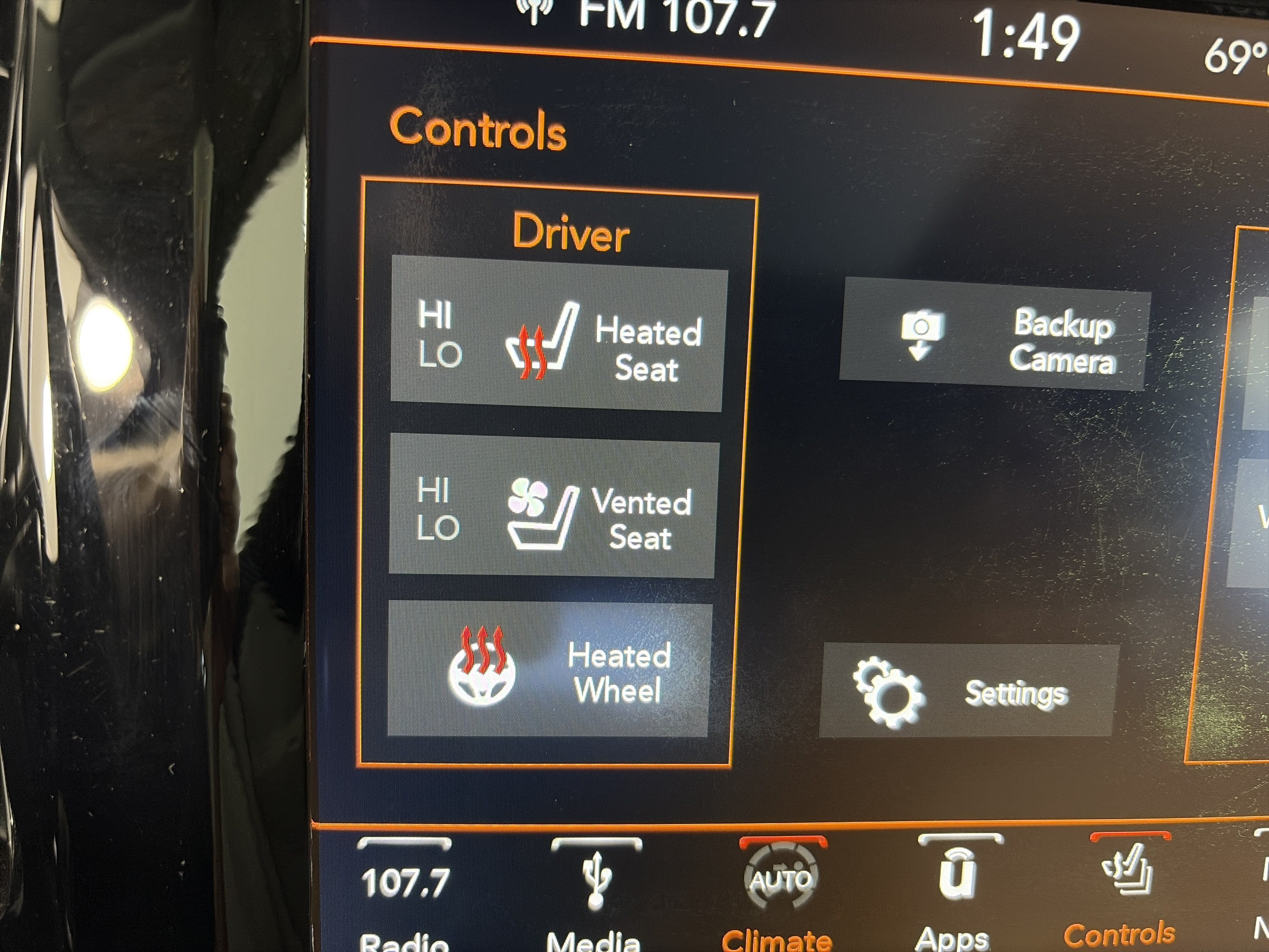 Used 2019 Jeep Cherokee Limited w/ Luxury Group AWD/4WD image 21