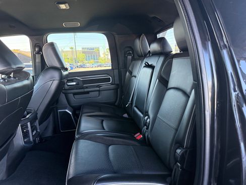 Used 2024 RAM 2500 Laramie w/ Night Edition image 18