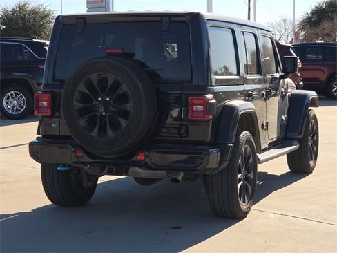 Used 2021 Jeep Wrangler Unlimited Sahara image 22