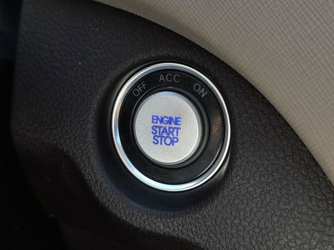 Used 2017 Hyundai Santa Fe Sport w/ 2.4L Tech Package 04 image 15