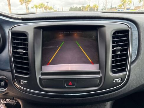 Used 2015 Chrysler 200 S w/ Navigation & Sound Group I image 27