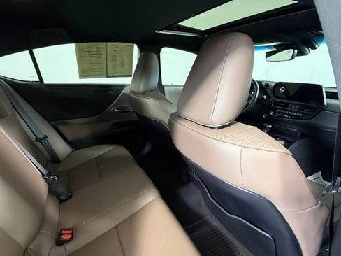 Certified 2024 Lexus ES 350 w/ Premium Package FWD image 29