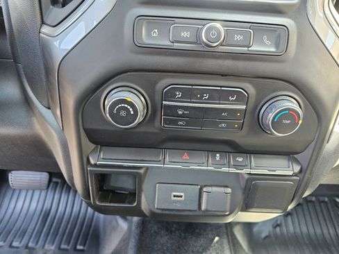 Used 2019 Chevrolet Silverado 1500 W/T RWD image 13