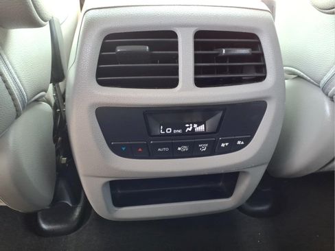 Certified 2018 Honda Pilot EX-L image 14