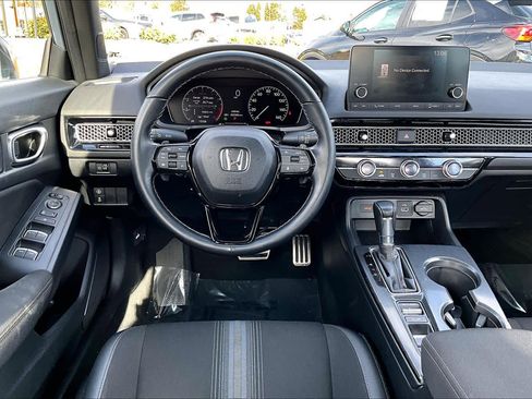 Used 2023 Honda Civic Sport image 5