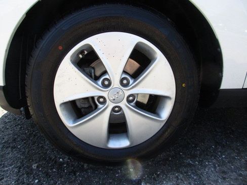 Used 2015 Kia Soul FWD image 12