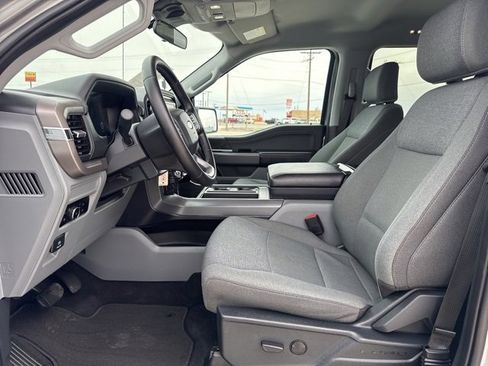 Used 2025 Ford F150 XLT w/ Equipment Group 301A Standard image 2