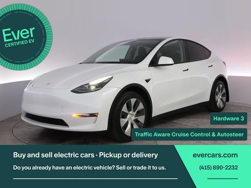 Used 2022 Tesla Model Y Long Range AWD/4WD image 1