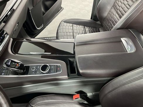 Used 2022 Cadillac Escalade Sport Platinum w/ LPO, ONYX Package AWD/4WD image 24
