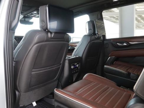 Used 2023 GMC Yukon XL Denali Ultimate image 29