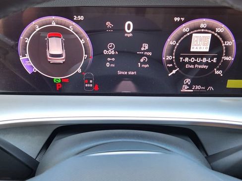 New 2026 Volkswagen Tiguan SE R-Line AWD/4WD image 14