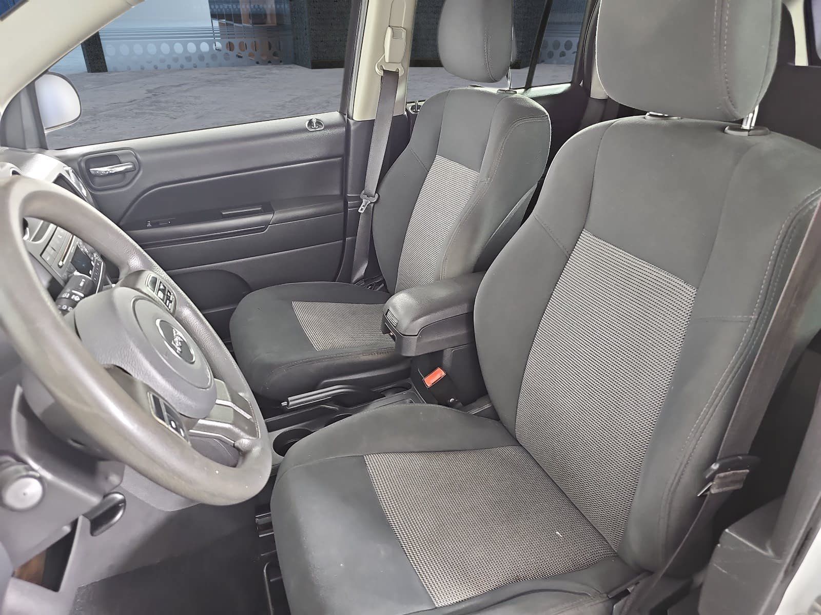 Used 2011 Jeep Compass 4WD image 12