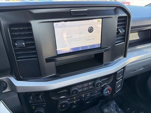 New 2026 Ford F250 XL w/ XL Chrome Package image 10