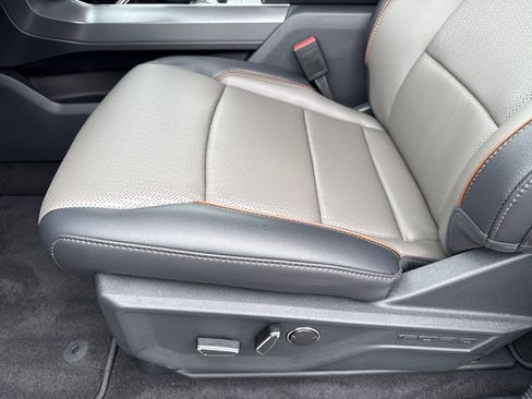 New 2025 Ford F150 Lariat w/ Equipment Group 502A High image 15